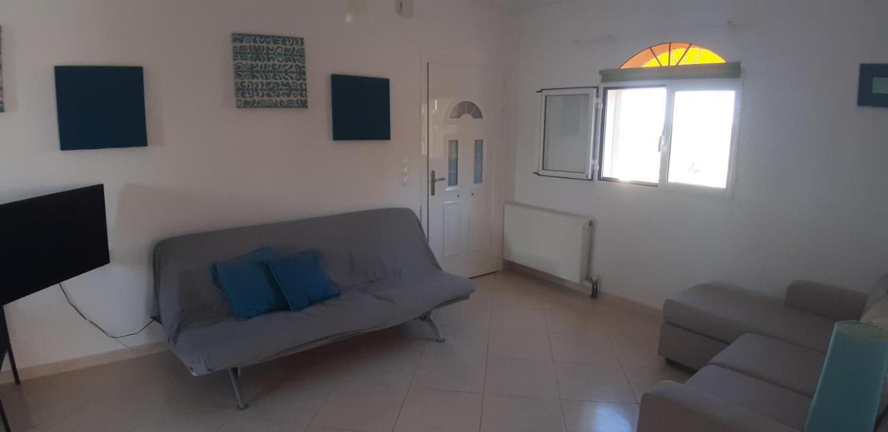 Apartmán Theasis House Khelmáta Exteriér fotografie